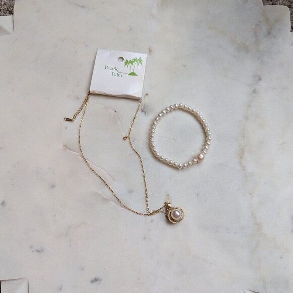 NIB Pacific Palm Pearl Necklace & Bracelet Set | Women’s Jewelry Gift Boxed - Picture 1 of 6